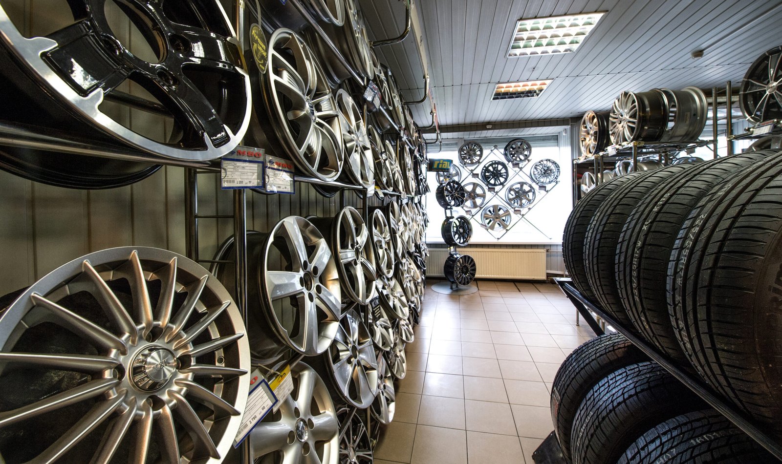 wheels-arranged-store